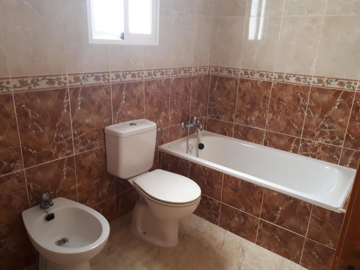 Apartamento 9 De Octubre Los Montesinos Exterior foto